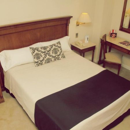 Howard Johnson Hotel 9 De Julio Avenue Buenos Aires Esterno foto