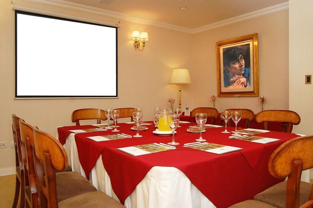 Howard Johnson Hotel 9 De Julio Avenue Buenos Aires Servizi foto