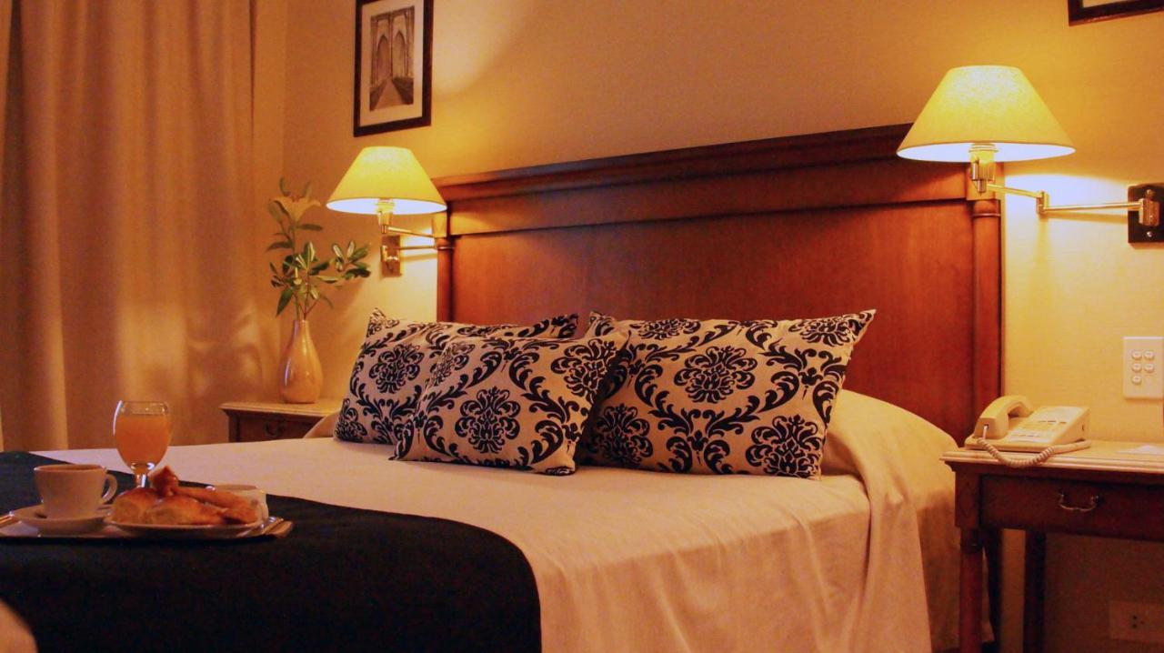 Howard Johnson Hotel 9 De Julio Avenue Buenos Aires Esterno foto