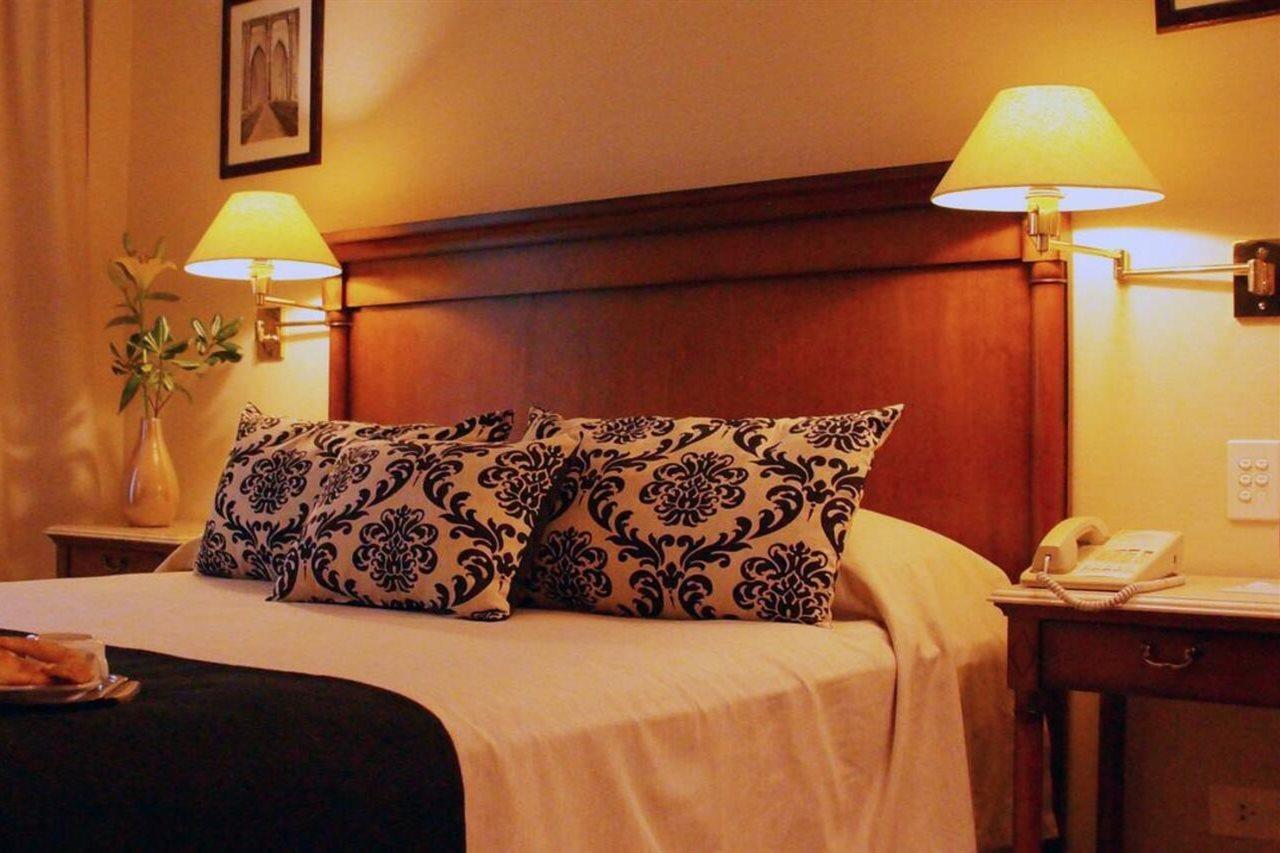 Howard Johnson Hotel 9 De Julio Avenue Buenos Aires Esterno foto